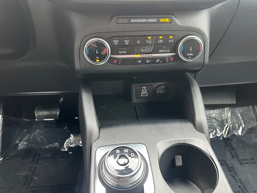 Certified 2025 Ford Escape Active w/ Cold Weather Package FWD image 33
