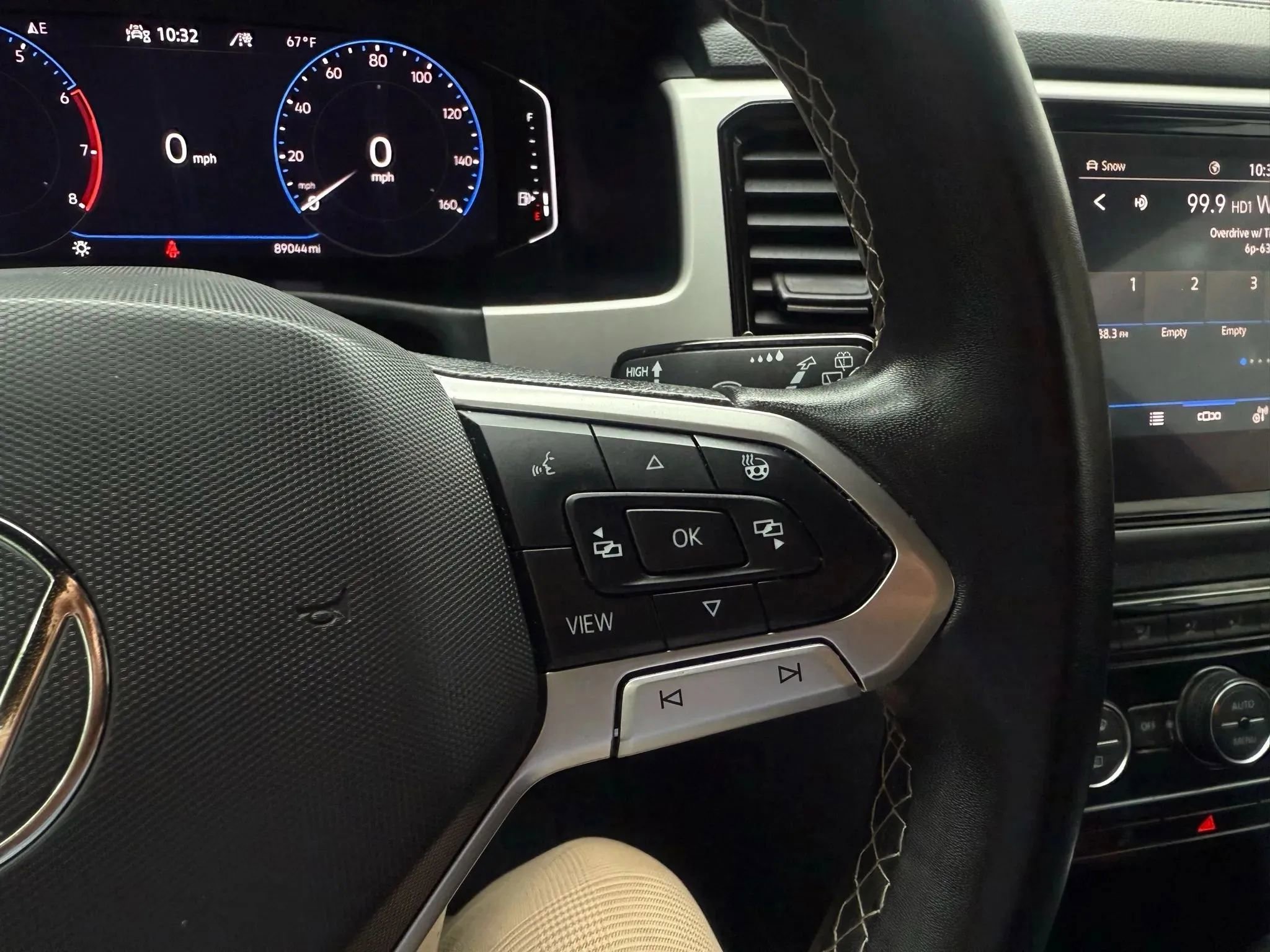 Used 2021 Volkswagen Atlas Cross Sport SEL image 43