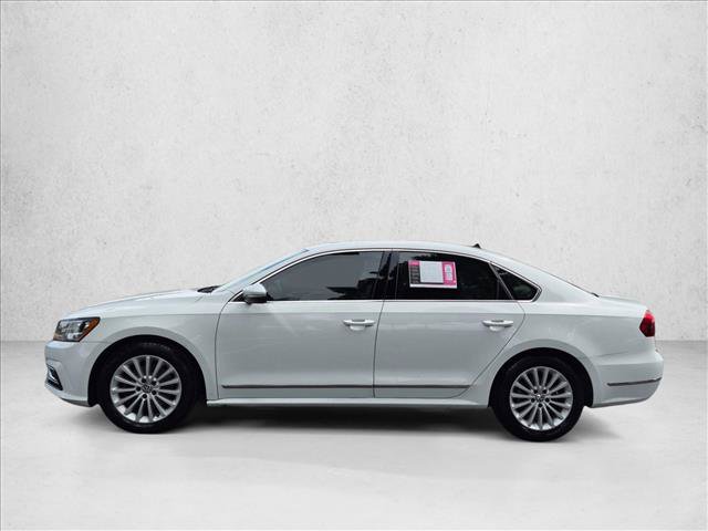 Used 2017 Volkswagen Passat 1.8T SE FWD image 6