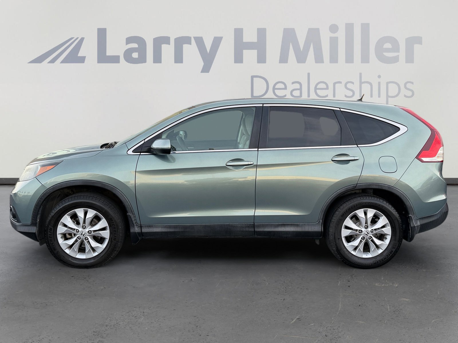 Used 2012 Honda CR-V EX image 2
