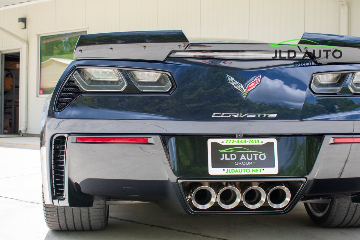 Used 2016 Chevrolet Corvette Z06 w/ Z07 Performance Package RWD image 32