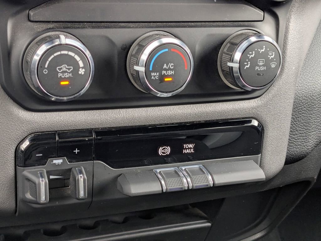 Used 2024 RAM 2500 Big Horn image 21