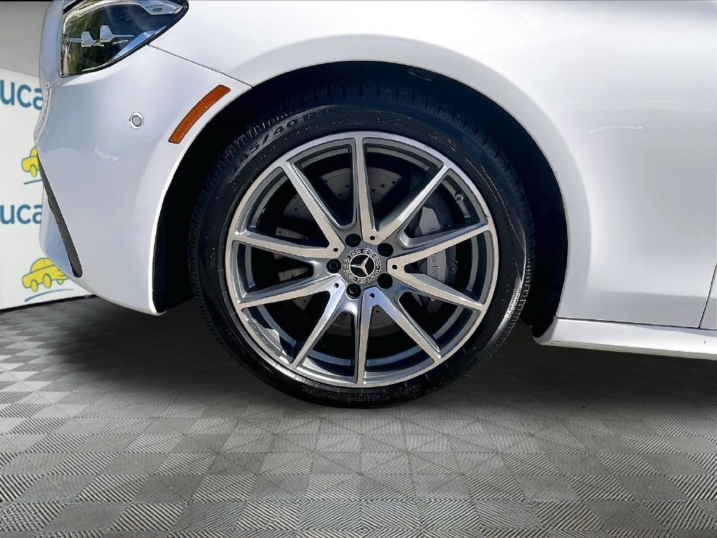 Used 2022 Mercedes-Benz E 350 4MATIC Sedan image 7