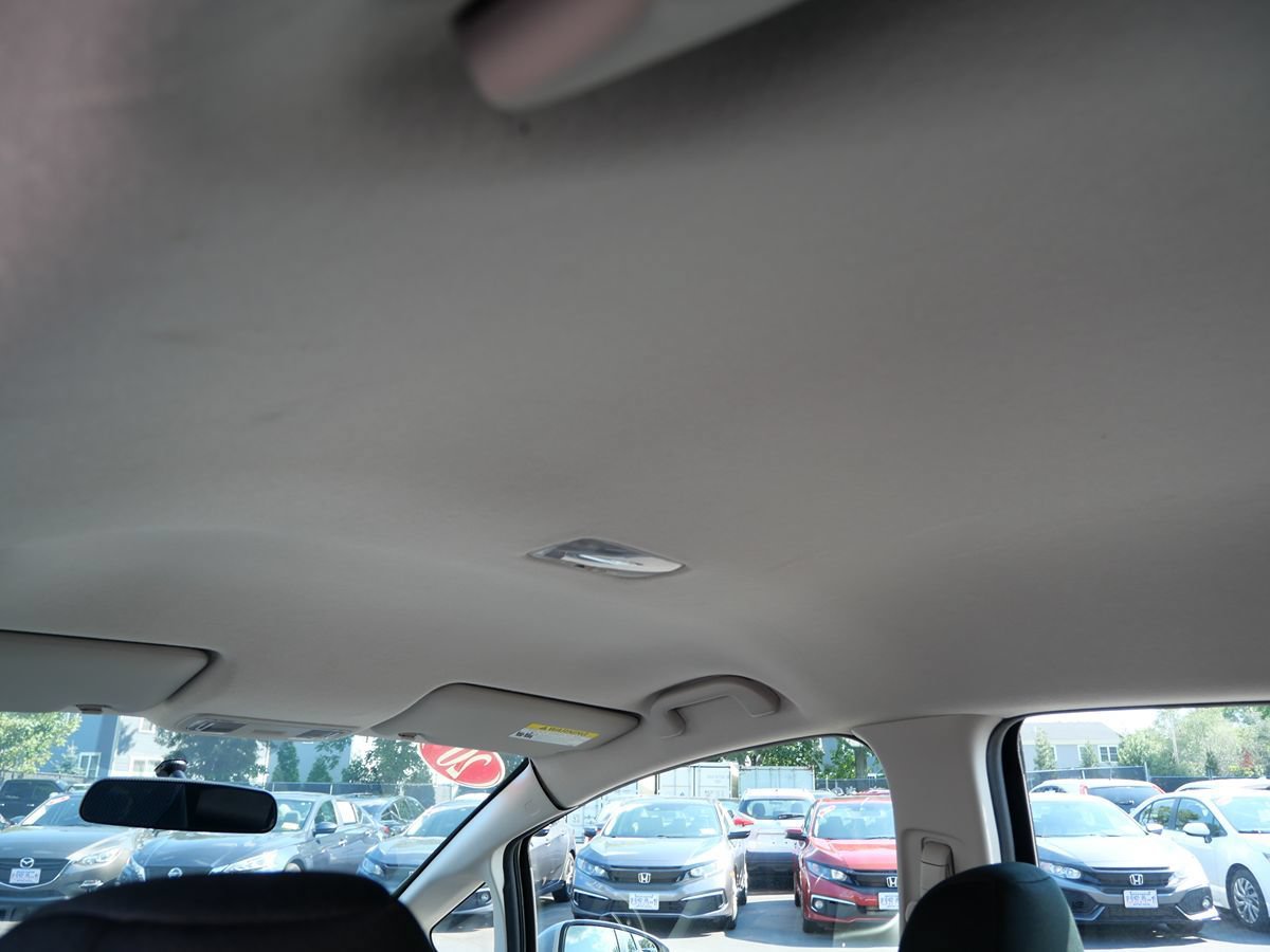 Used 2020 Honda Fit LX image 26