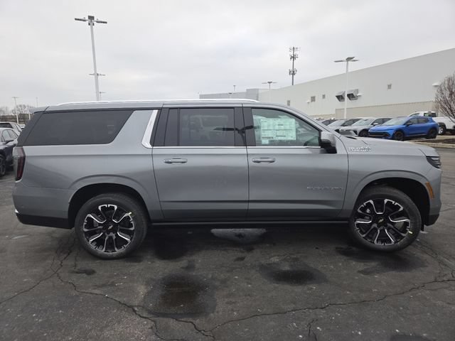 New 2026 Chevrolet Suburban High Country AWD/4WD image 26