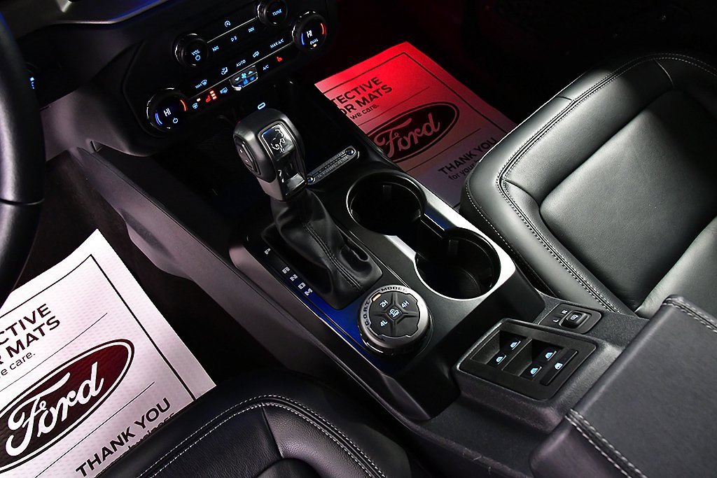 Used 2025 Ford Bronco Outer Banks image 22