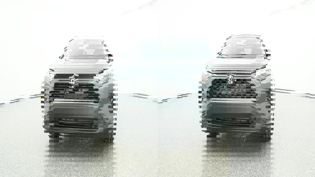 New 2025 Toyota RAV4 XLE image 31