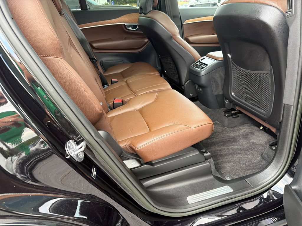 Used 2023 Volvo XC90 B6 Plus AWD/4WD image 15