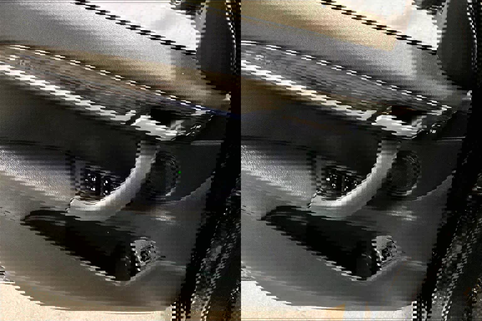 Used 2018 BMW X1 xDrive28i w/ Convenience Package AWD/4WD image 37