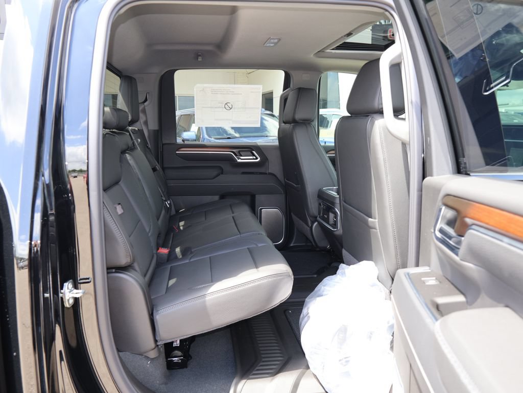 New 2026 GMC Sierra 2500 Denali w/ Denali Reserve Package AWD/4WD image 35