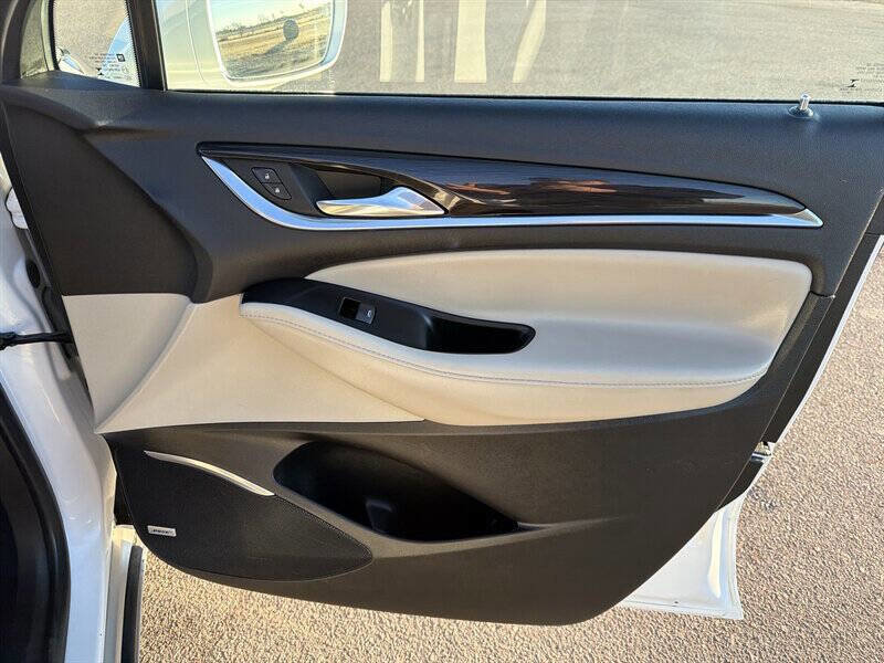 Used 2019 Buick Enclave Premium w/ Experience Buick Package AWD/4WD image 23