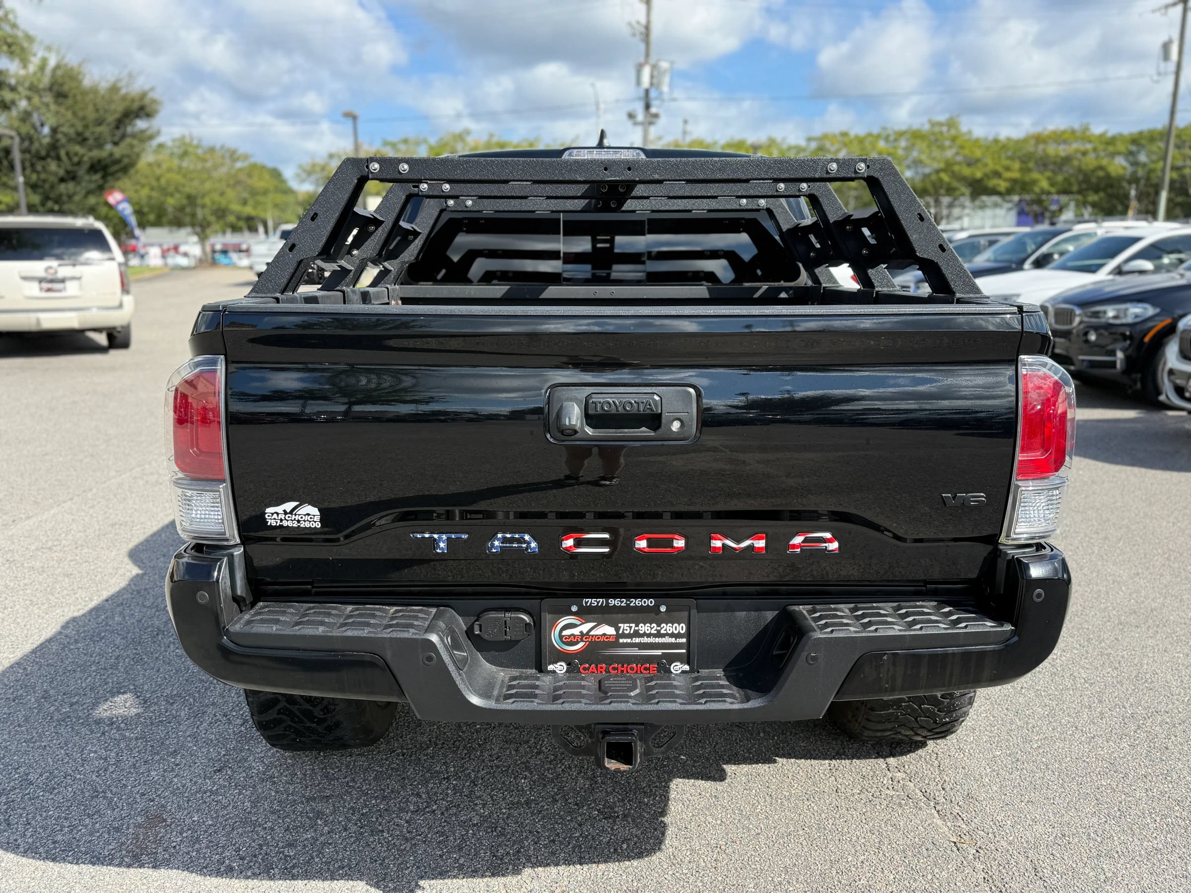 Used 2020 Toyota Tacoma TRD Off-Road w/ Technology Package AWD/4WD image 8