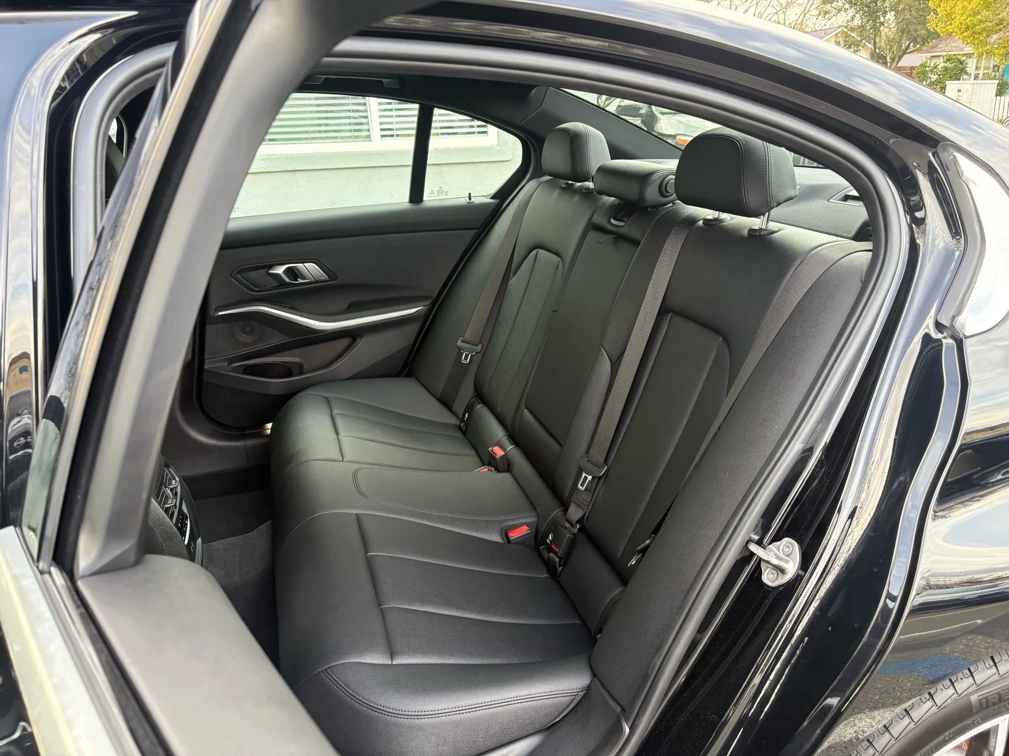 Used 2021 BMW 330e w/ Convenience Package image 12