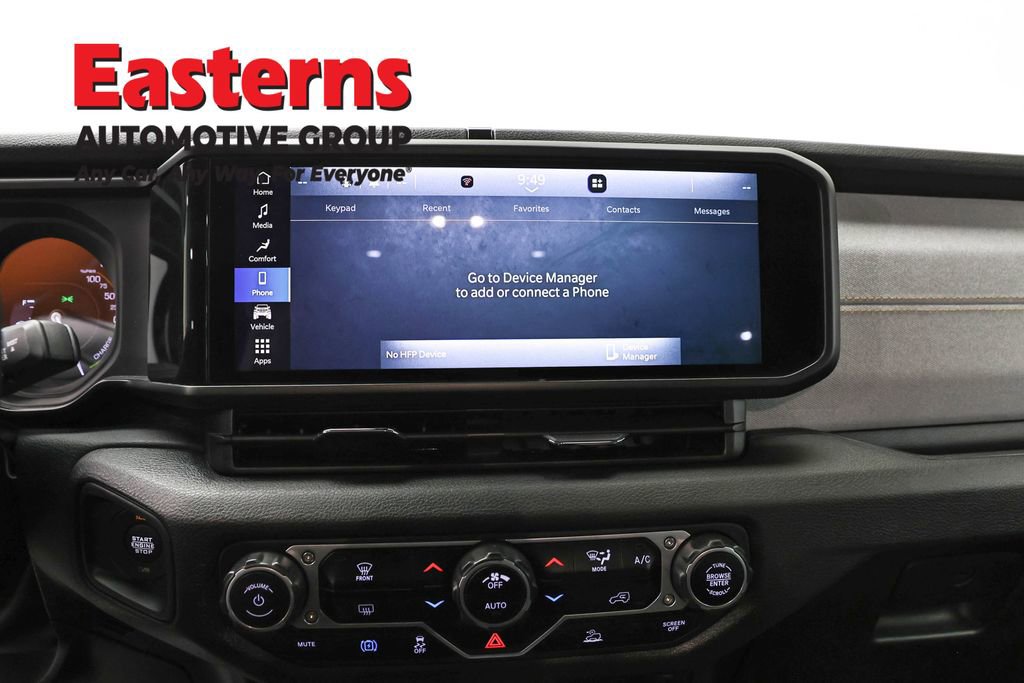Used 2024 Jeep Wrangler Unlimited AWD/4WD image 12
