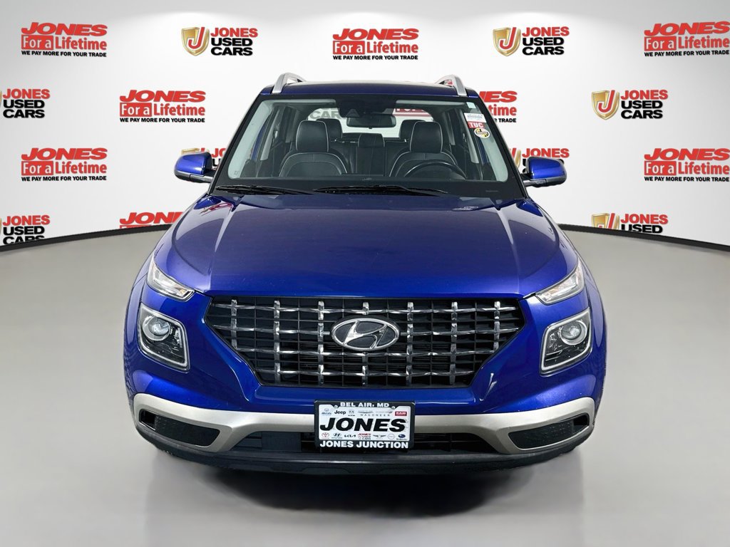 Certified 2022 Hyundai Venue Limited FWD image 12
