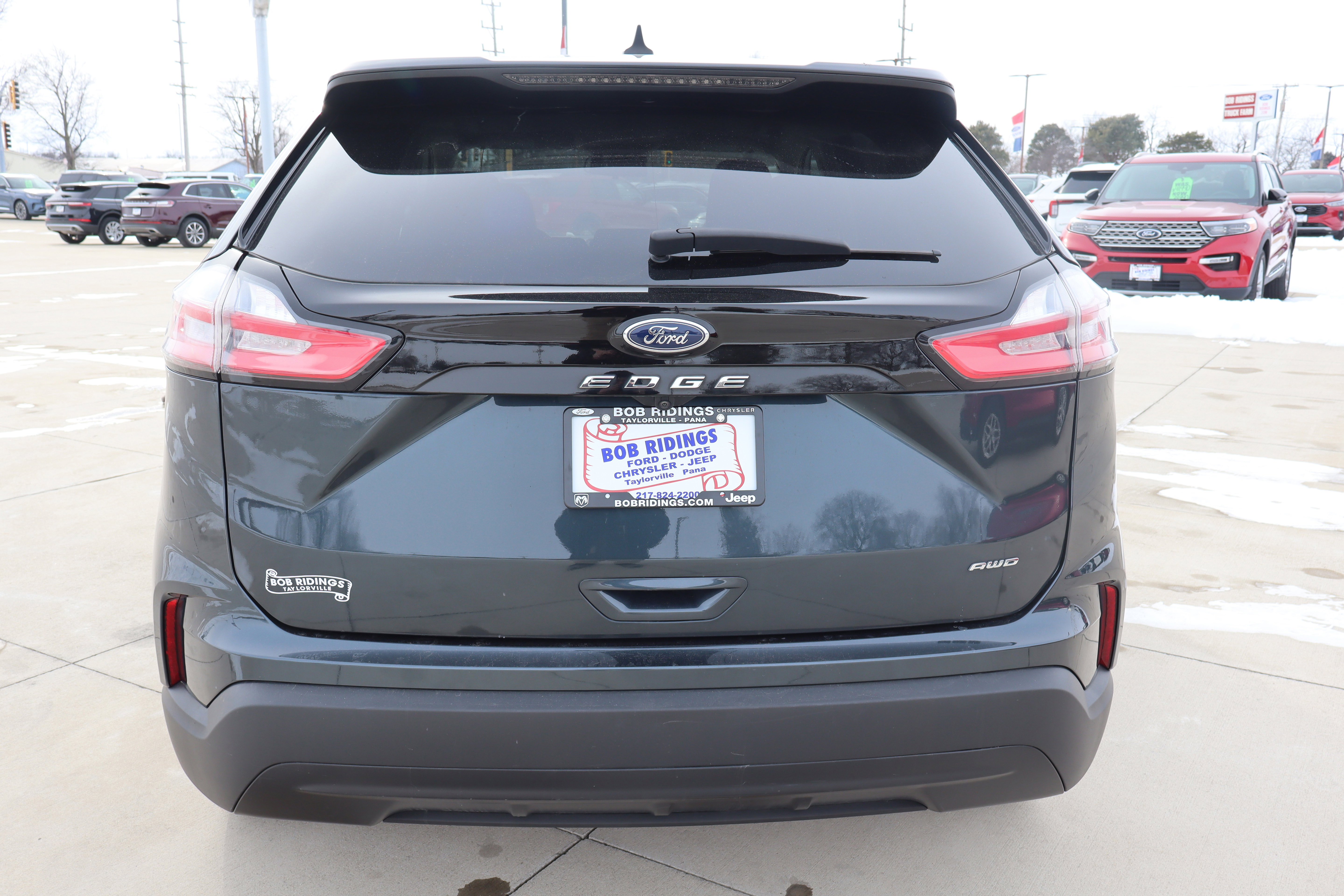 Used 2023 Ford Edge SE image 7