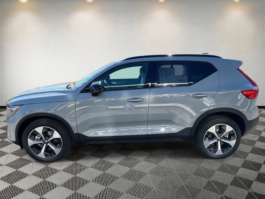 New 2026 Volvo XC40 B5 Plus w/ Protection Package Premier image 6