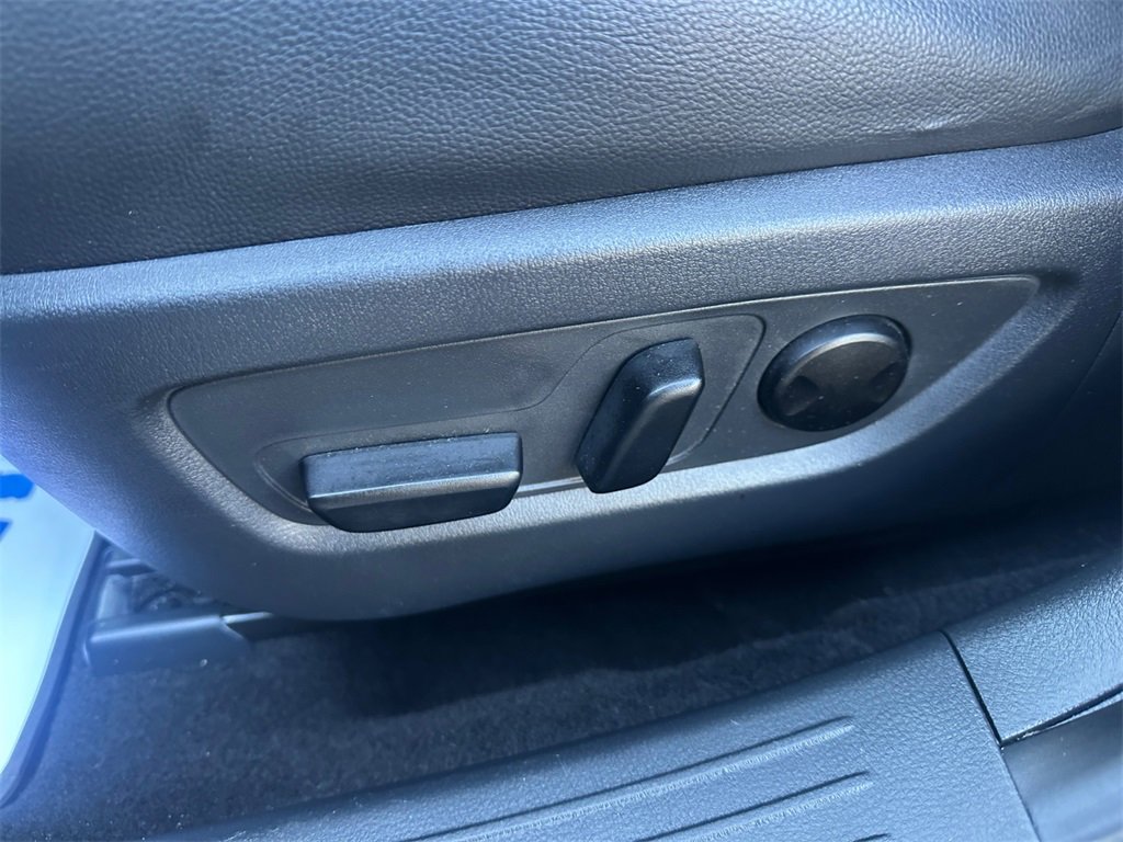 Used 2025 MAZDA CX-50 AWD 2.5 S w/ Premium Plus Pkg image 28