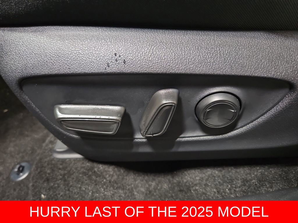 New 2025 Toyota RAV4 XLE image 13