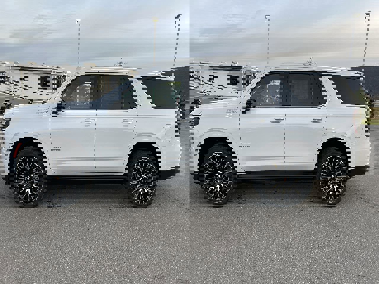 New 2026 Chevrolet Tahoe High Country image 4