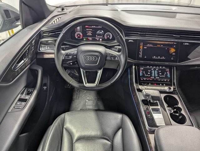 Used 2020 Audi Q8 Prestige w/ Prestige Package AWD/4WD image 7