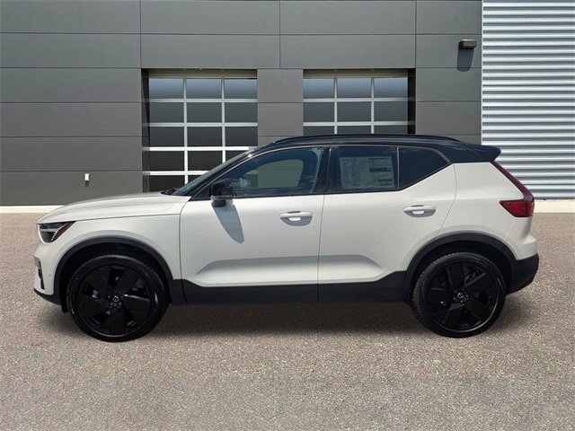 New 2026 Volvo XC40 B5 Ultra w/ Protection Package Premier image 6