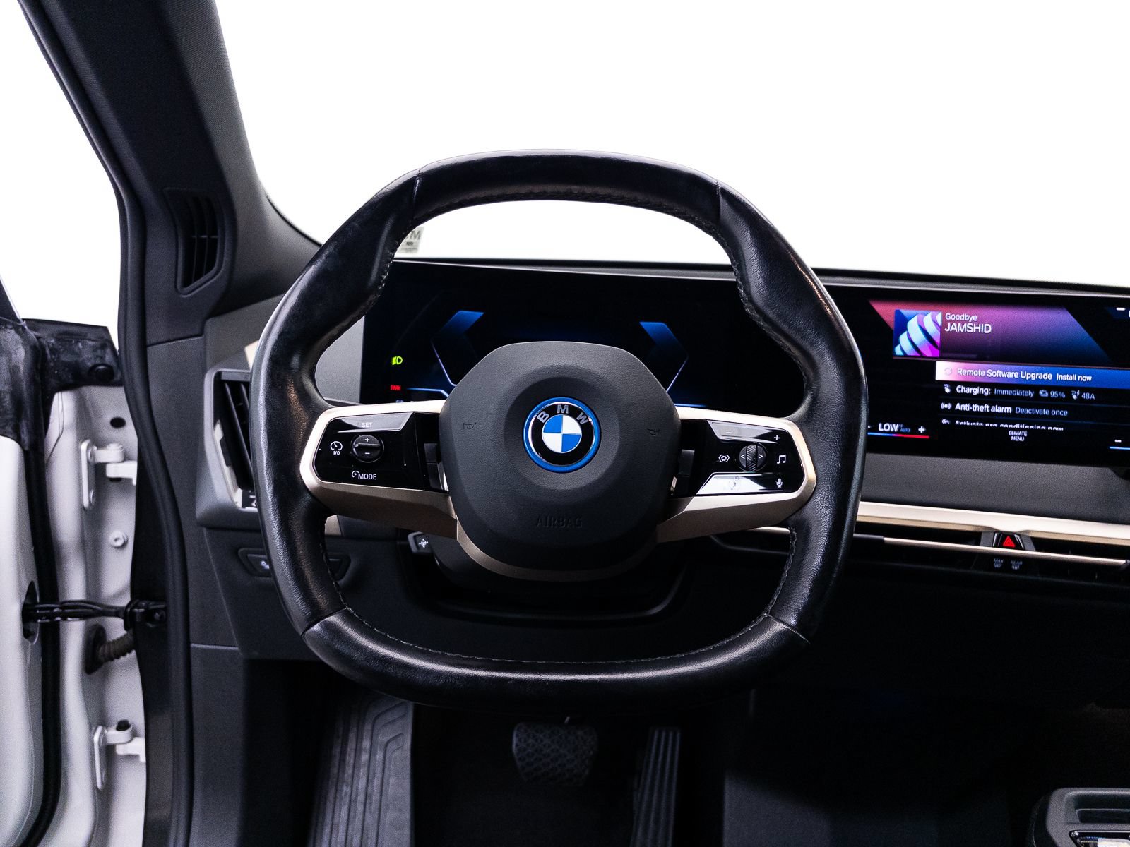 Used 2023 BMW iX M60 w/ Executive Package AWD/4WD image 34