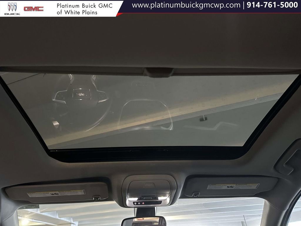 Used 2023 GMC Acadia SLT w/ Elevation Edition image 26