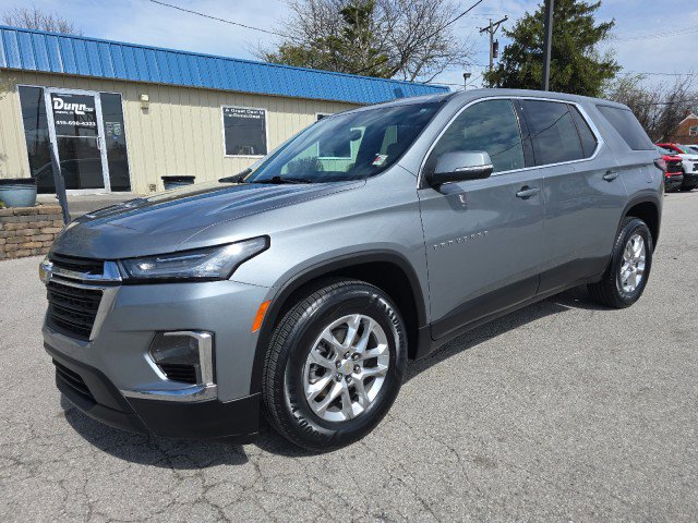 Used 2023 Chevrolet Traverse LS w/ Safety Package image 2