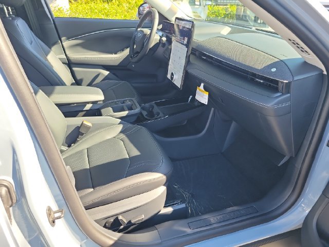 New 2026 Ford Mustang Mach-E Premium w/ Technology Package RWD image 17