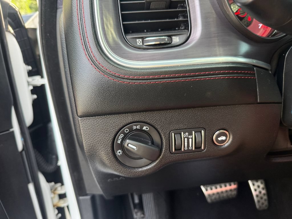 Used 2019 Dodge Charger SRT Hellcat w/ Octane Edition RWD image 18