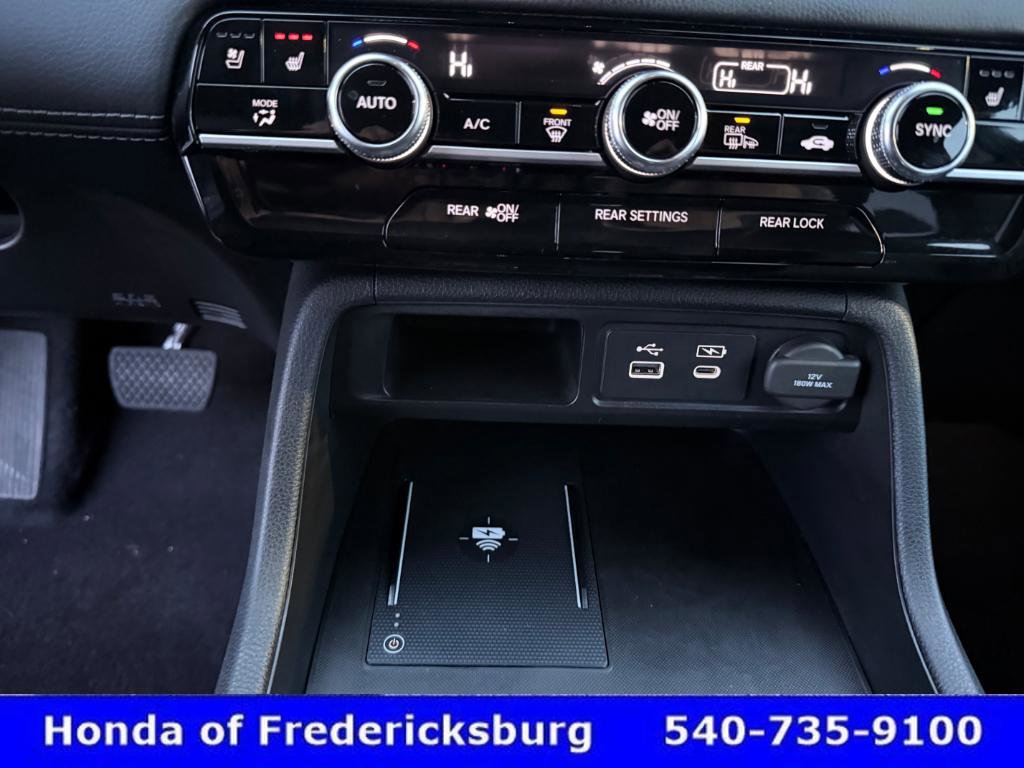 Used 2025 Honda Pilot Elite image 27