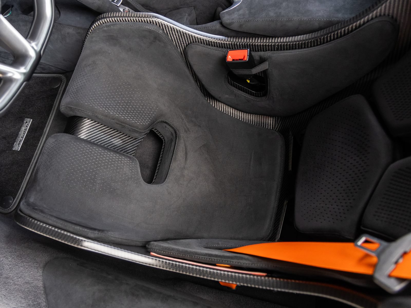 Used 2026 McLaren 750S RWD image 31