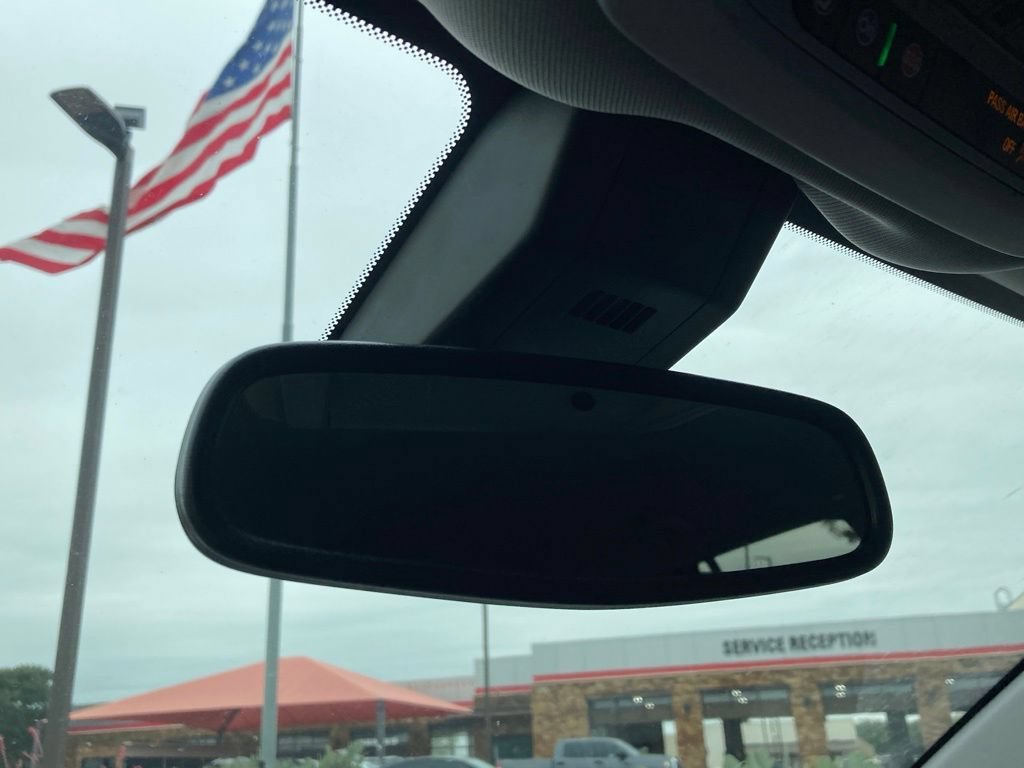 Used 2024 GMC Terrain SLE FWD image 26