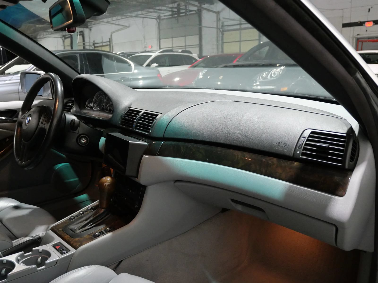 Used 2001 BMW 330Ci Convertible RWD image 11