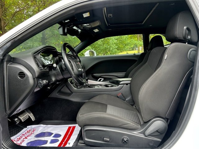 Used 2021 Dodge Challenger R/T w/ Blacktop Package image 18