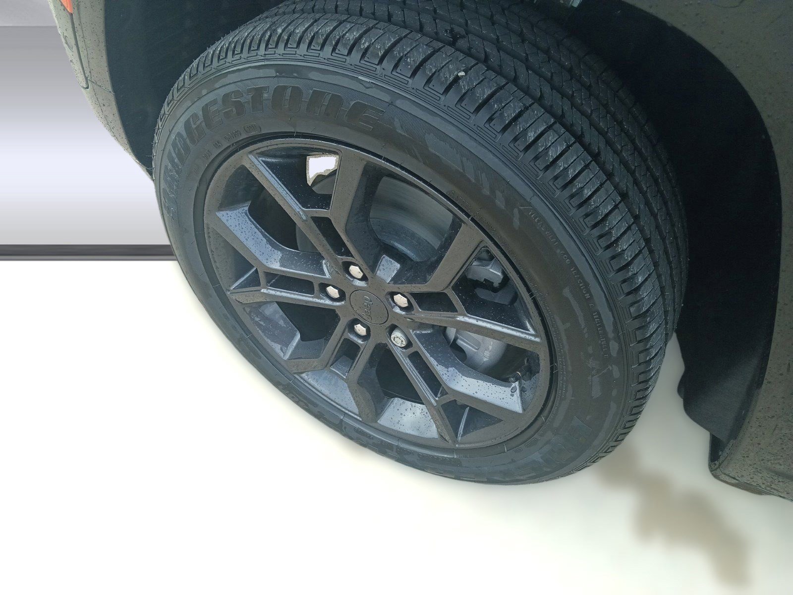 Used 2024 Jeep Grand Cherokee Limited 4xe image 25