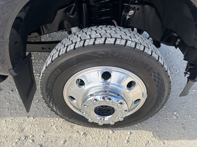 Used 2025 Ford F450 XLT w/ 360-Degree Camera Package image 26