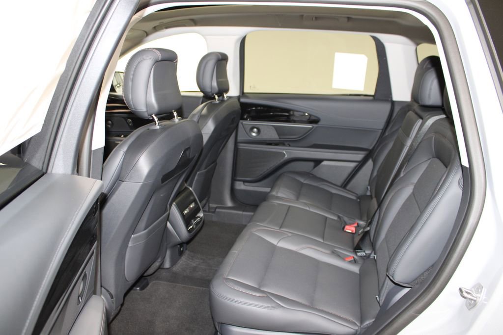 New 2026 Lincoln Nautilus Premier w/ Equipment Group 102A image 25