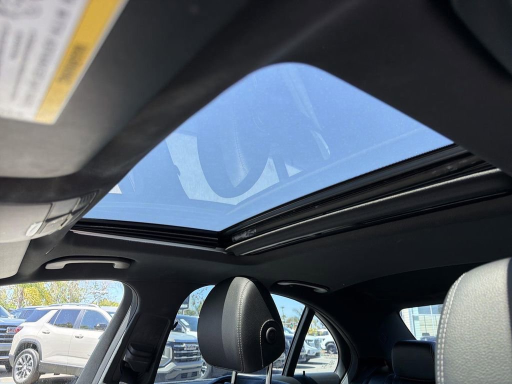 Used 2017 Mercedes-Benz E 300 image 6