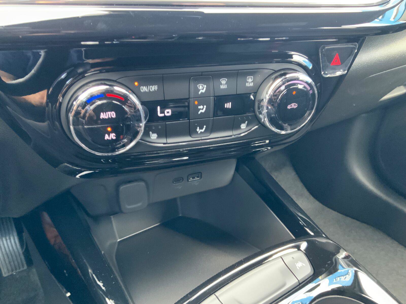 New 2026 Chevrolet Trax RS w/ Driver Confidence Package FWD image 22