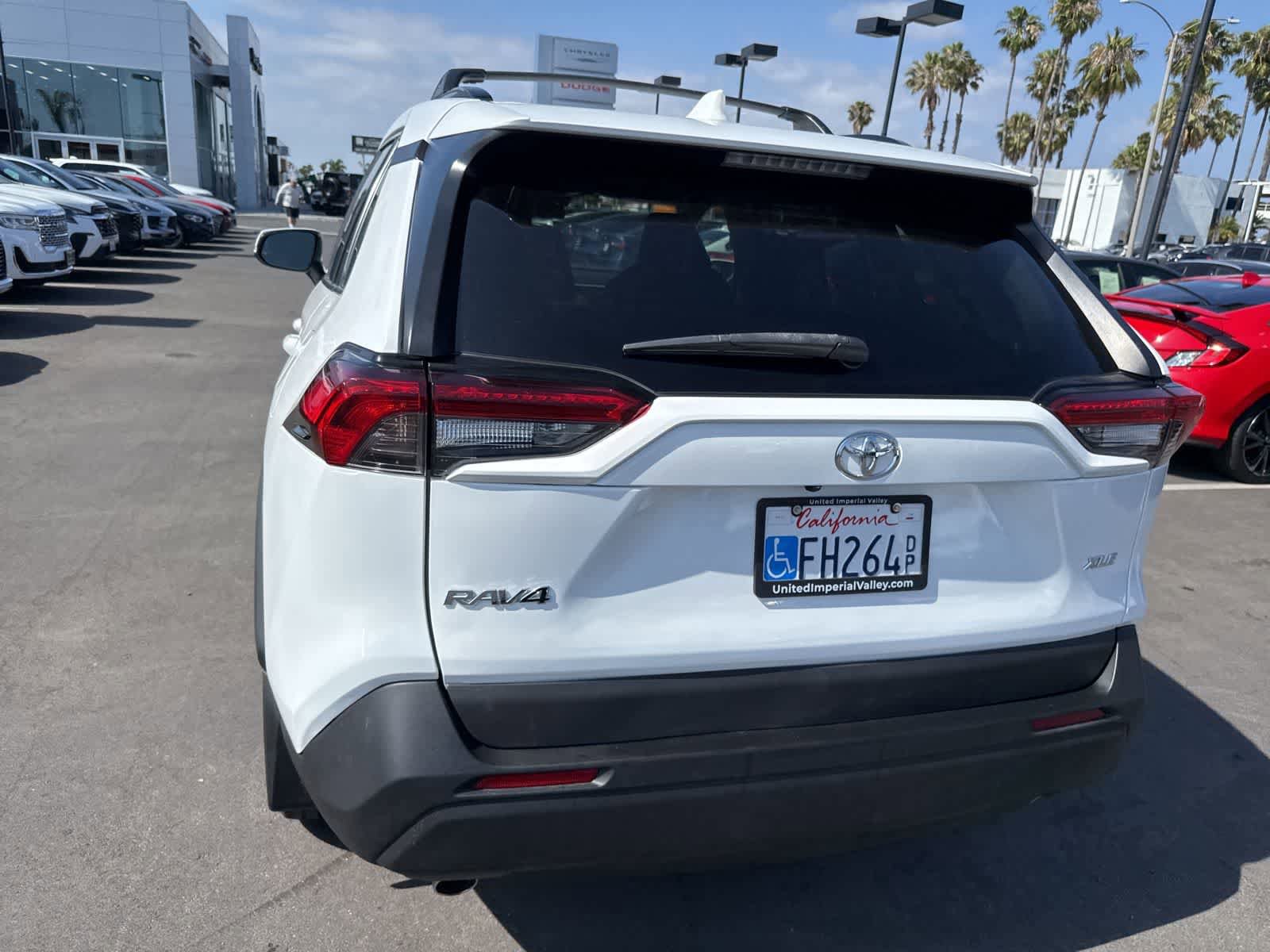 Used 2023 Toyota RAV4 XLE w/ Convenience Package FWD image 18