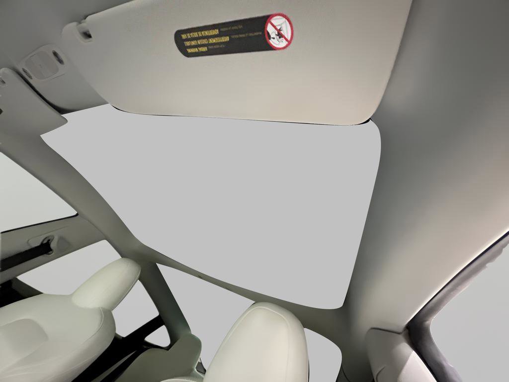 Used 2021 Tesla Model 3 Performance image 25