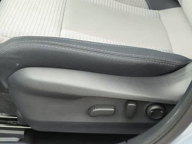 Certified 2025 Subaru Outback Premium AWD/4WD image 15