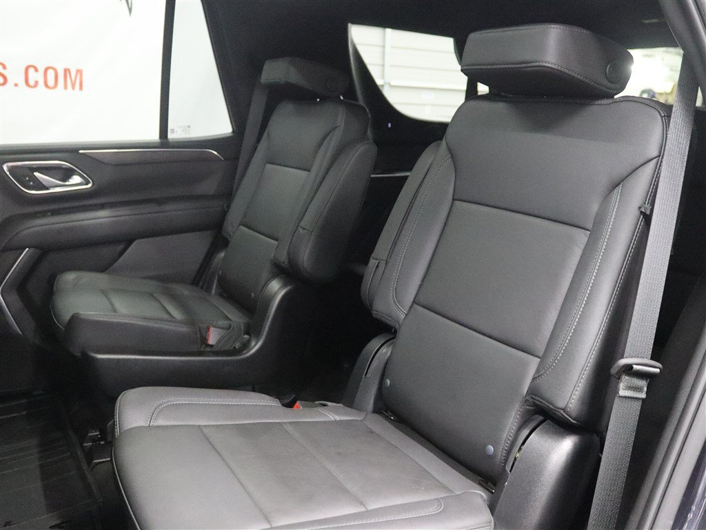 Used 2023 Chevrolet Tahoe Z71 w/ Luxury Package AWD/4WD image 17