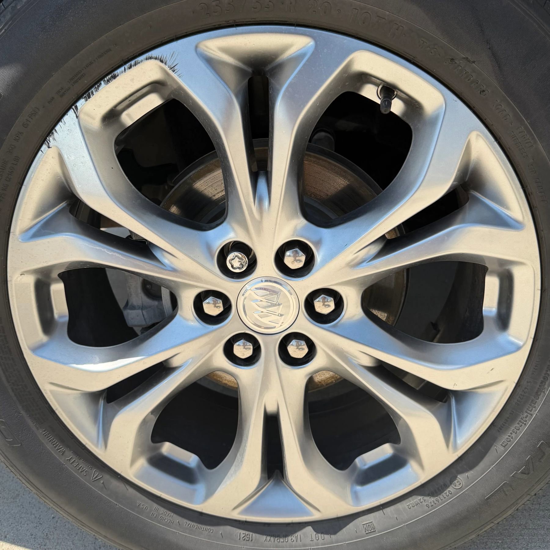 Used 2021 Buick Enclave Avenir w/ Avenir Technology Package AWD/4WD image 31