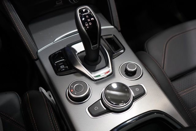 New 2025 Alfa Romeo Stelvio Sprint image 29