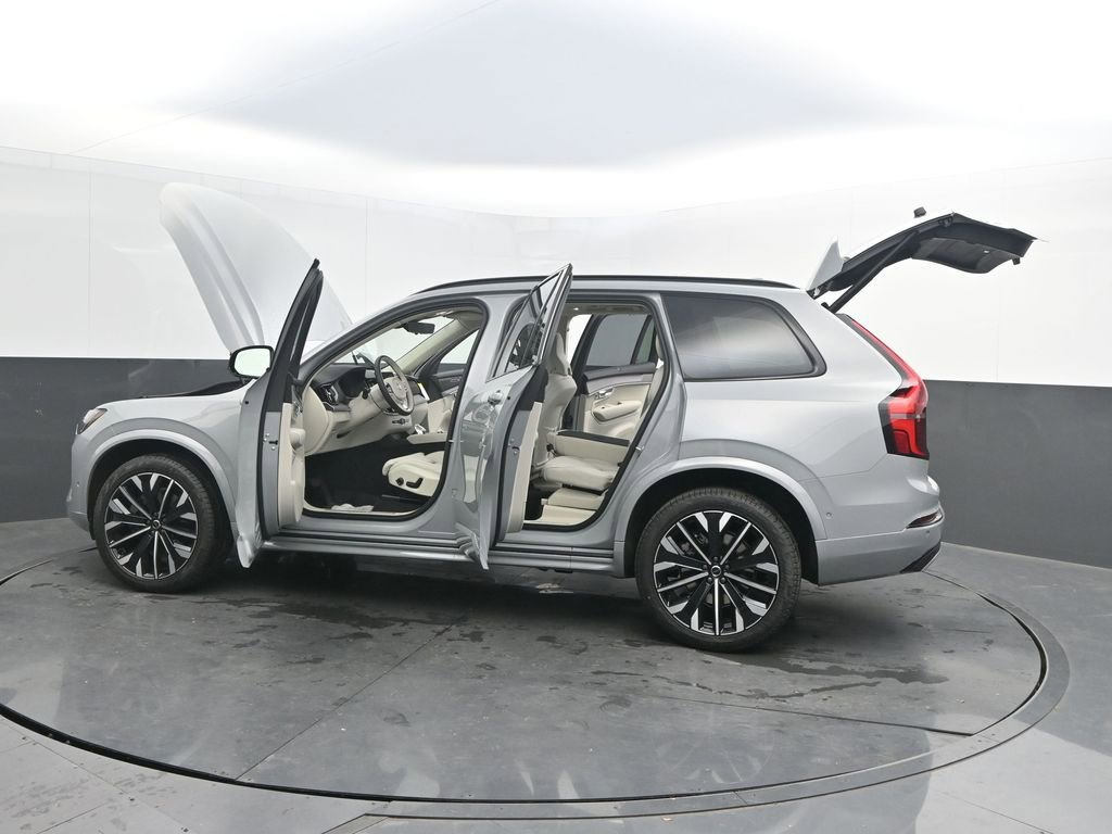 New 2026 Volvo XC90 B6 Ultra w/ Lounge Package image 40