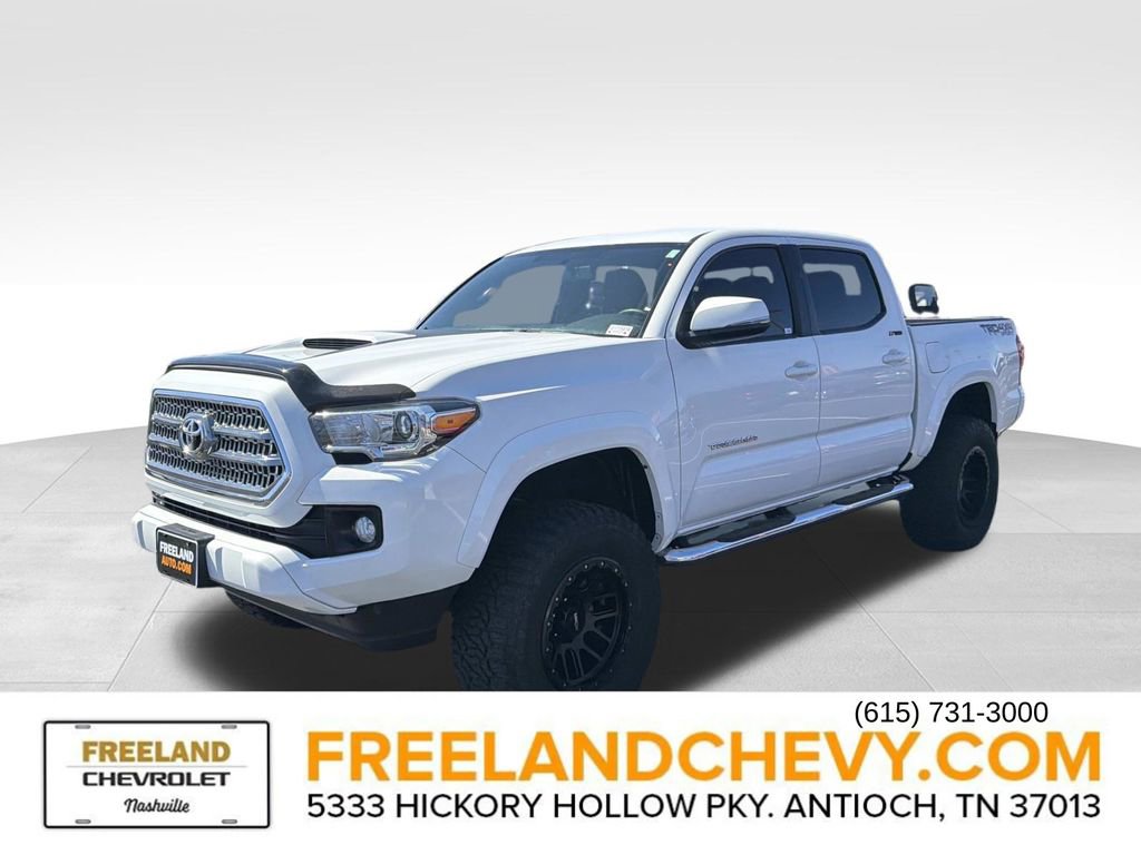 Used 2017 Toyota Tacoma TRD Sport w/ Tow Package (A/T) image 7