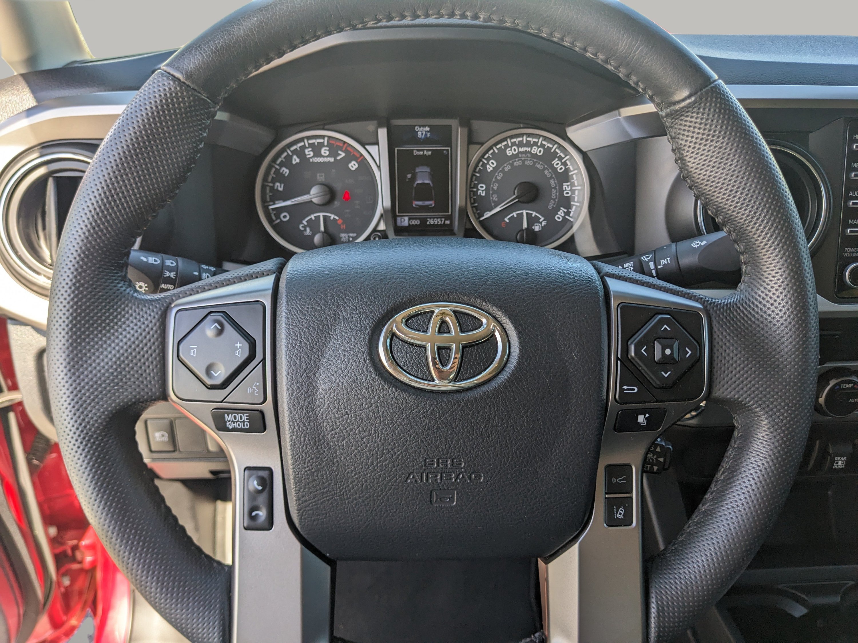 Used 2023 Toyota Tacoma SR5 RWD image 33